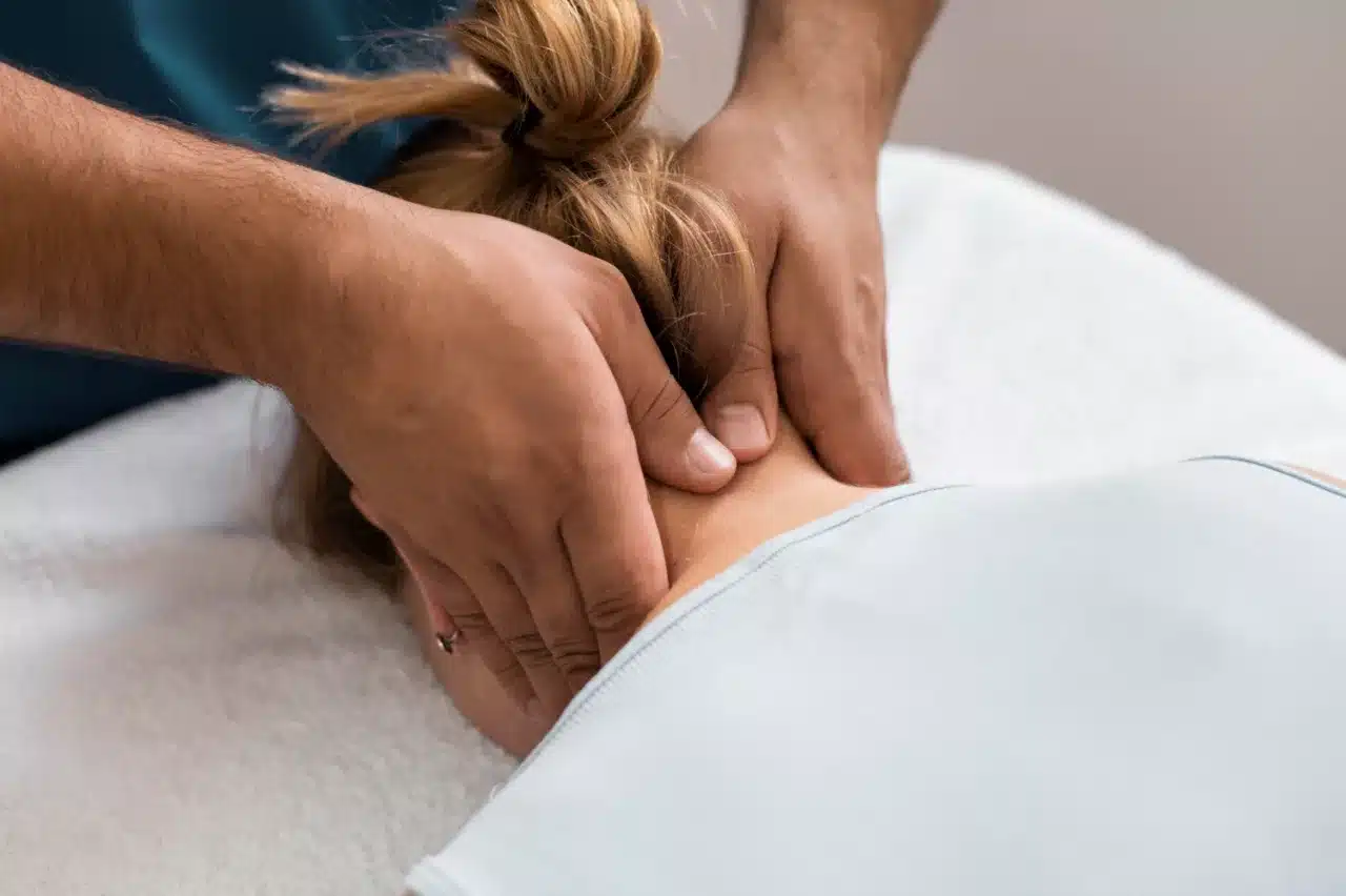 Osteopatia w leczeniu bólu szyi i głowy Kraków